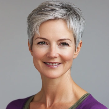 Олена Петренко - головний інструктор з йоги